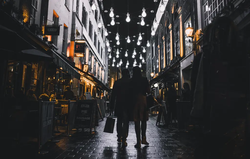 Dating in Covent Garden