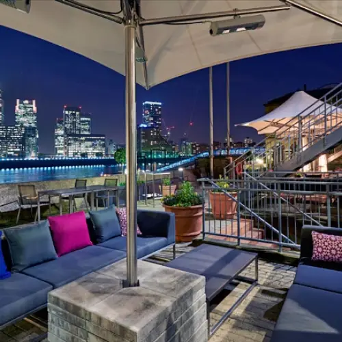 Columbia at Doubletree by Hilton London Docklands Riverside