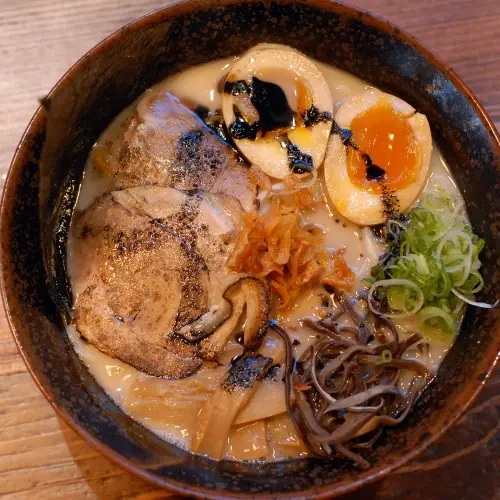 Hakata Ramen + Bar