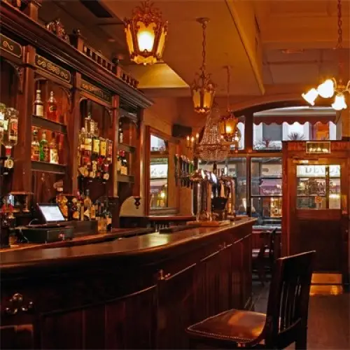 The Queen's Head - Denman Street