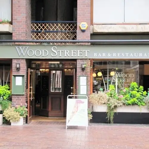 Wood Street Bar & Restaurant